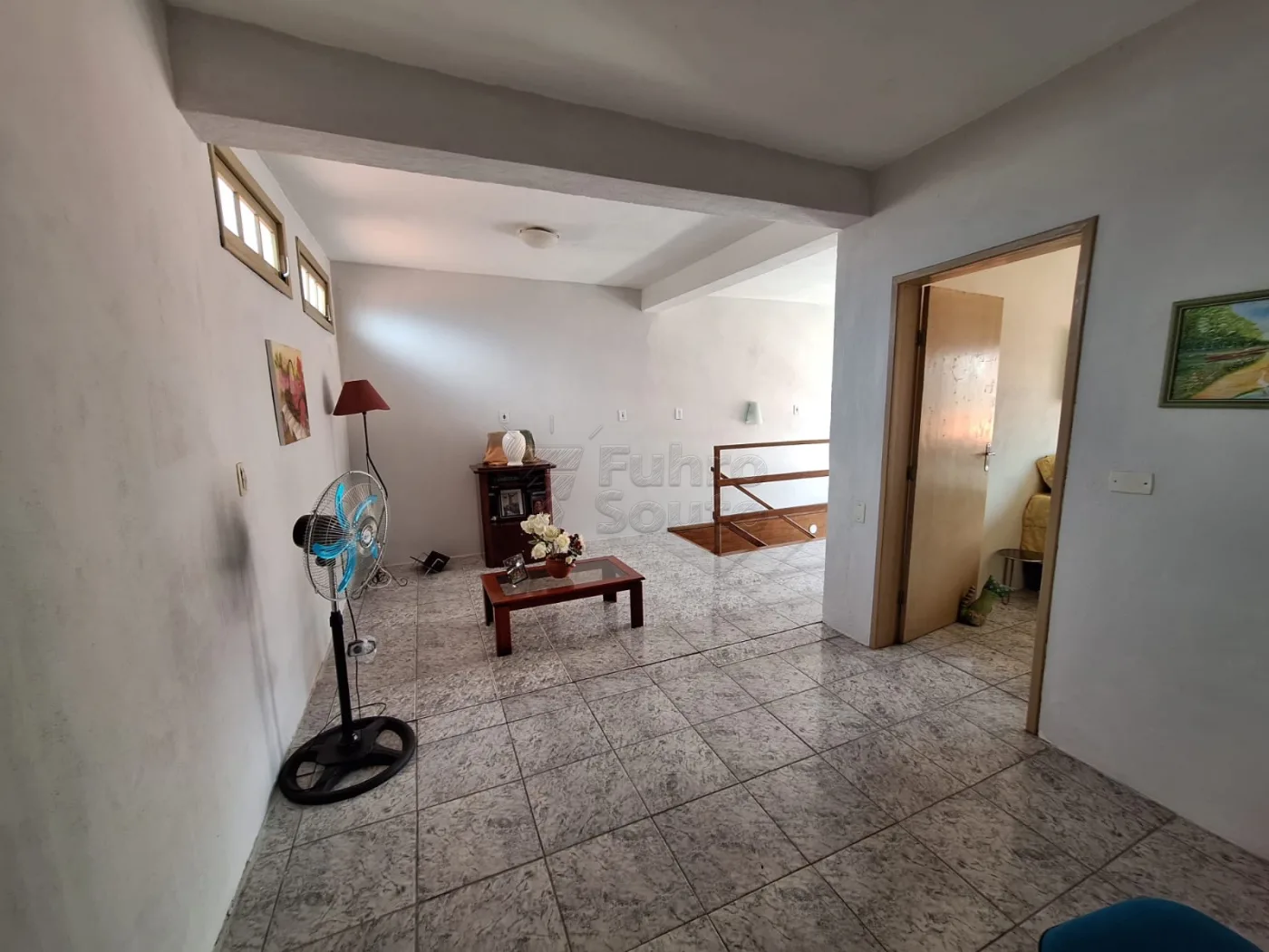Comprar Casa / Padr&atilde;o em Pelotas R$ 540.000,00 - Foto 17