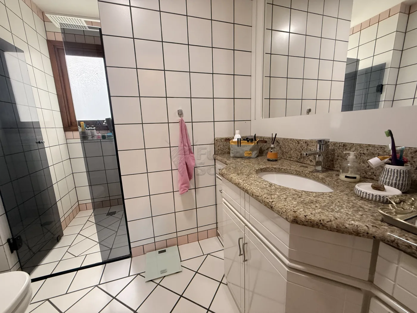Comprar Apartamento / Padr&atilde;o em Pelotas R$ 850.000,00 - Foto 17