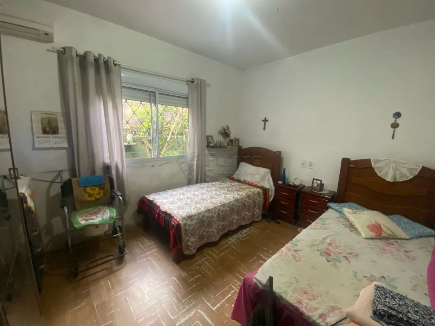 Comprar Casa / Padr&atilde;o em Pelotas R$ 210.000,00 - Foto 5
