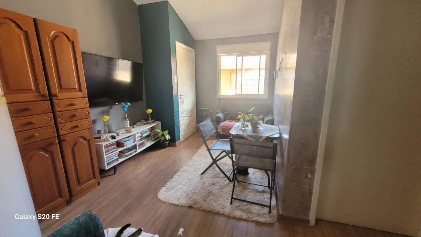Comprar Apartamento / Padr&atilde;o em Pelotas R$ 175.000,00 - Foto 1