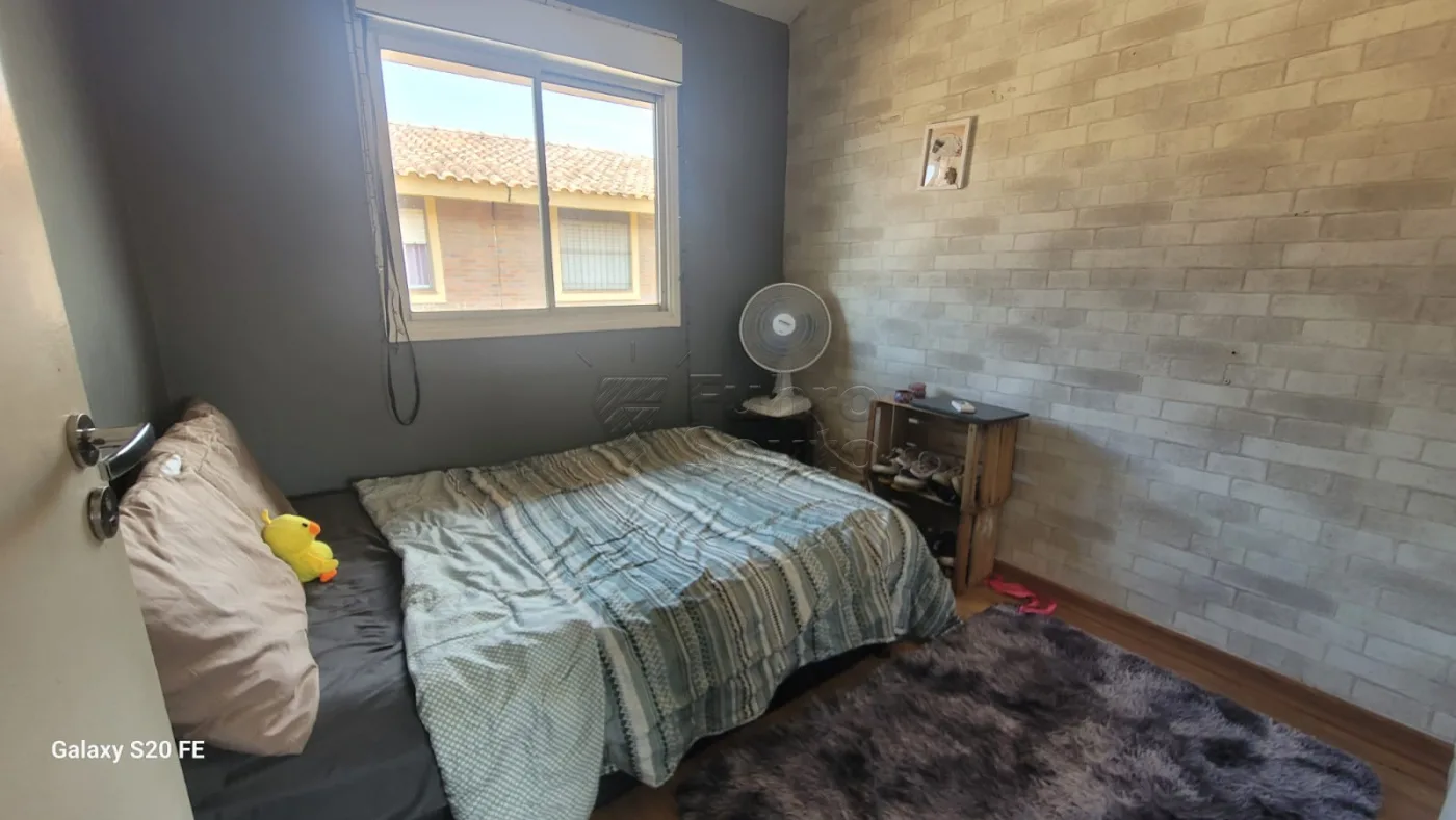 Comprar Apartamento / Padr&atilde;o em Pelotas R$ 175.000,00 - Foto 4