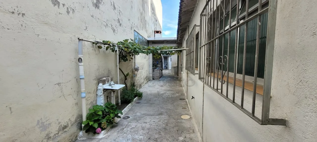 Comprar Casa / Padr&atilde;o em Pelotas R$ 742.000,00 - Foto 3