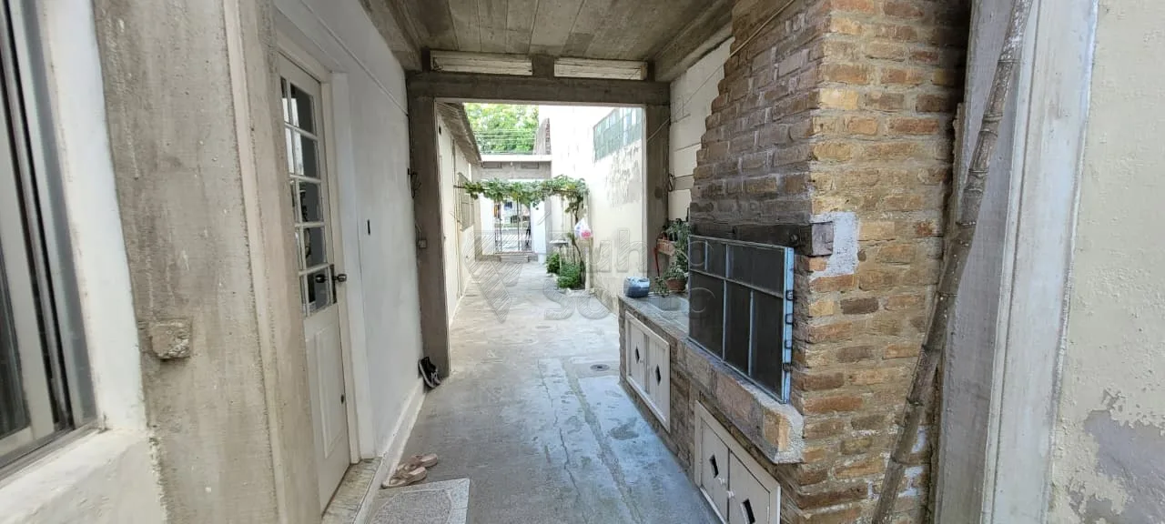 Comprar Casa / Padr&atilde;o em Pelotas R$ 742.000,00 - Foto 5