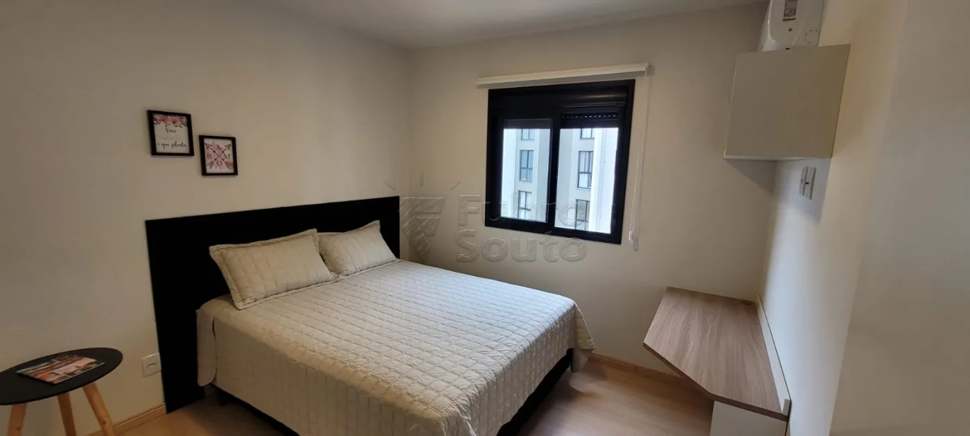 Comprar Apartamento / Padr&atilde;o em Pelotas R$ 384.900,00 - Foto 5