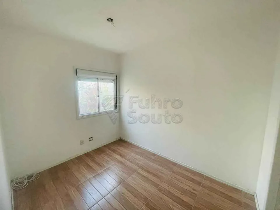 Comprar Casa / Condom&iacute;nio em Pelotas R$ 360.000,00 - Foto 6