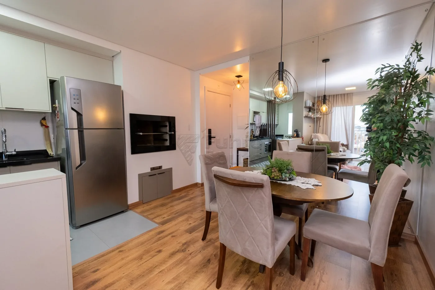 Comprar Apartamento / Padr&atilde;o em Pelotas R$ 540.000,00 - Foto 8