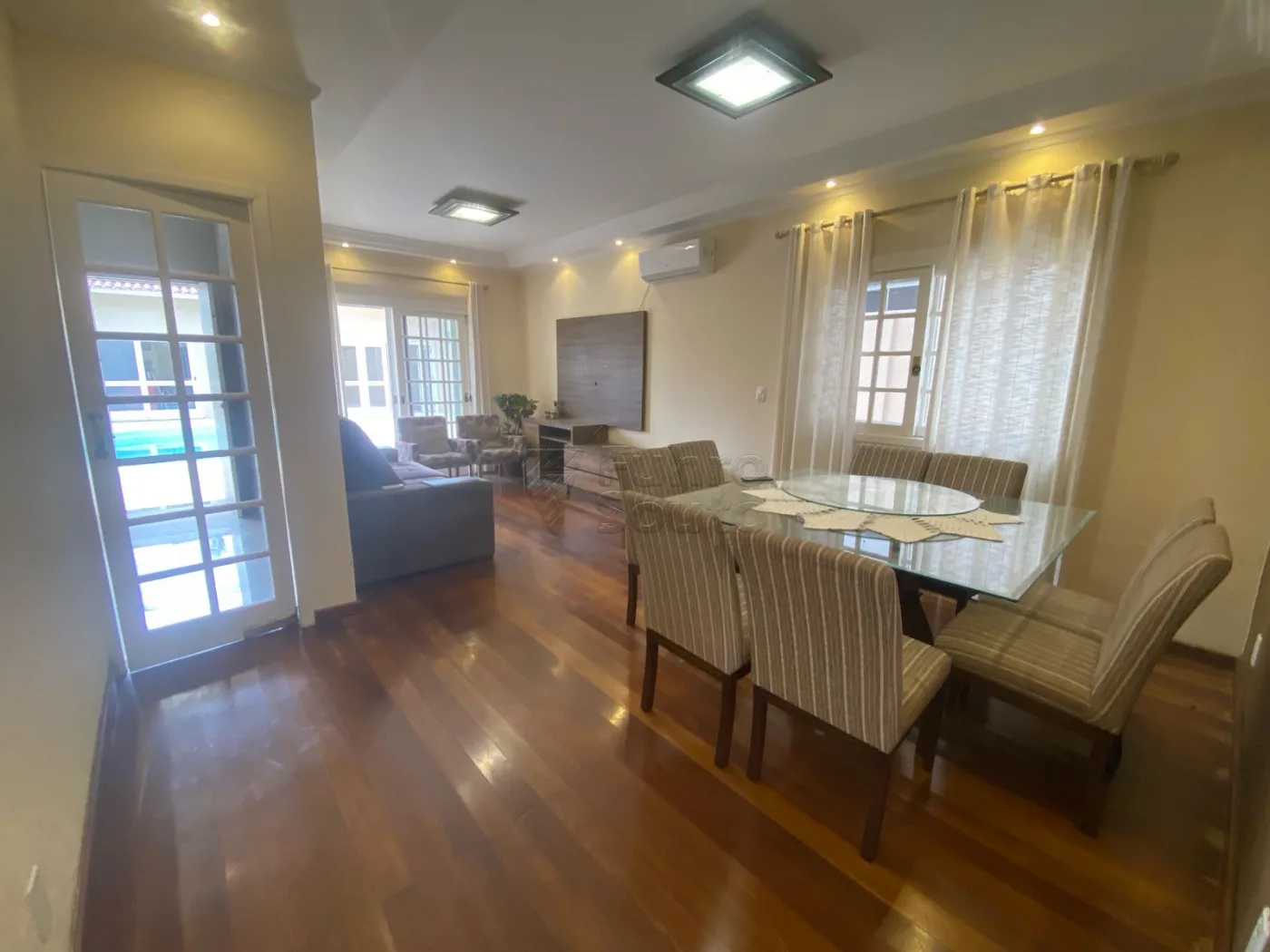 Comprar Casa / Padr&atilde;o em Pelotas R$ 1.250.000,00 - Foto 2