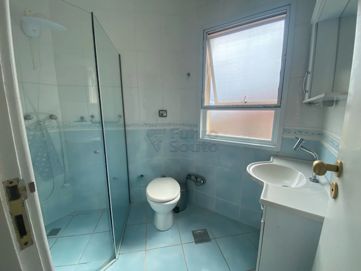 Comprar Casa / Padr&atilde;o em Pelotas R$ 1.250.000,00 - Foto 12