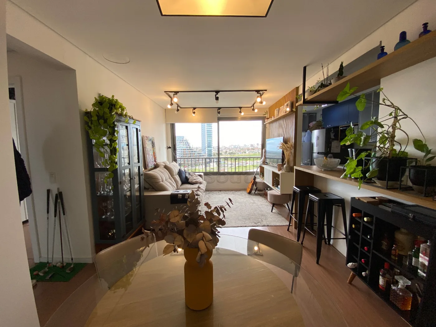 Comprar Apartamento / Padr&atilde;o em Pelotas R$ 649.000,00 - Foto 5