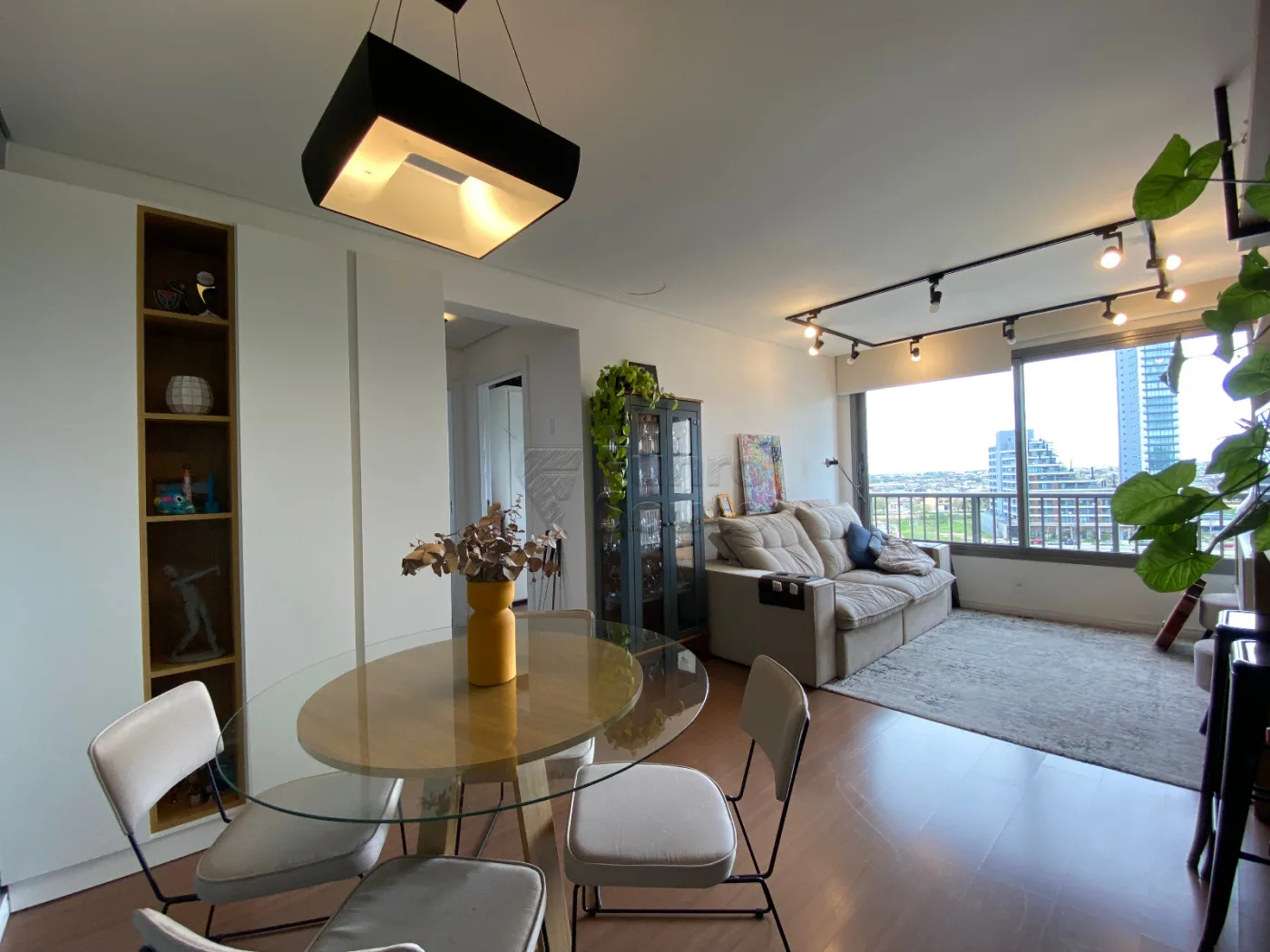 Comprar Apartamento / Padr&atilde;o em Pelotas R$ 649.000,00 - Foto 6