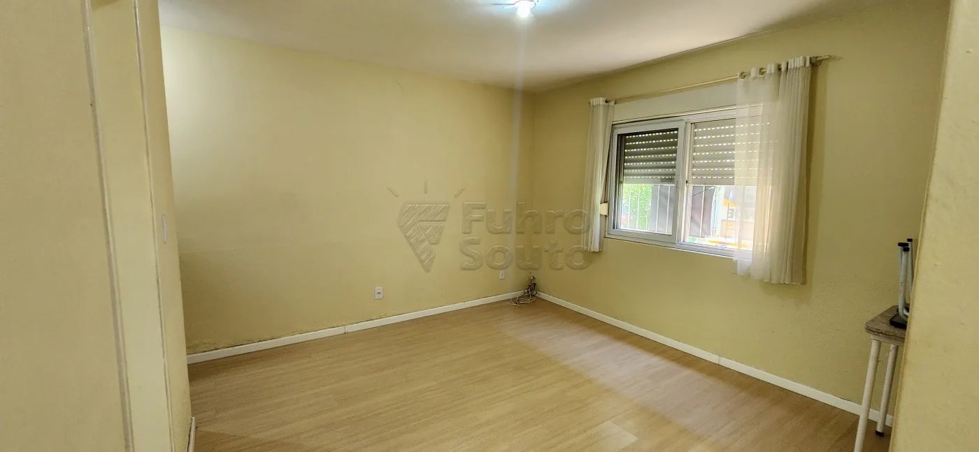 Comprar Apartamento / Padr&atilde;o em Pelotas R$ 212.000,00 - Foto 7