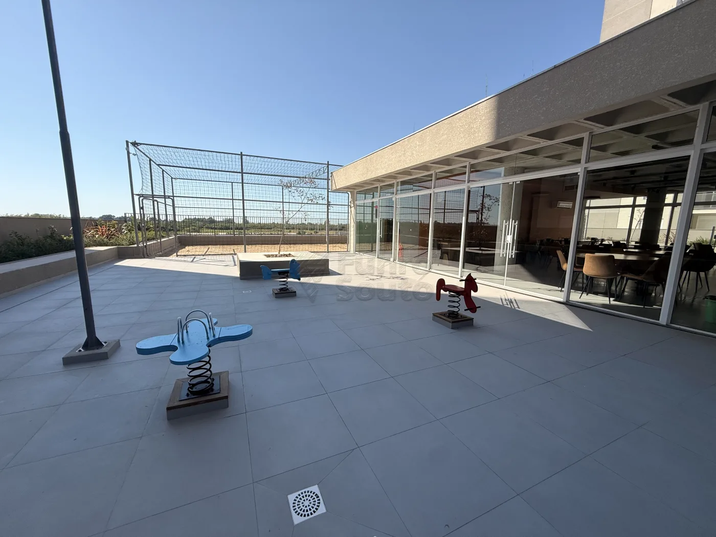 Comprar Apartamento / Padr&atilde;o em Pelotas R$ 560.000,00 - Foto 12