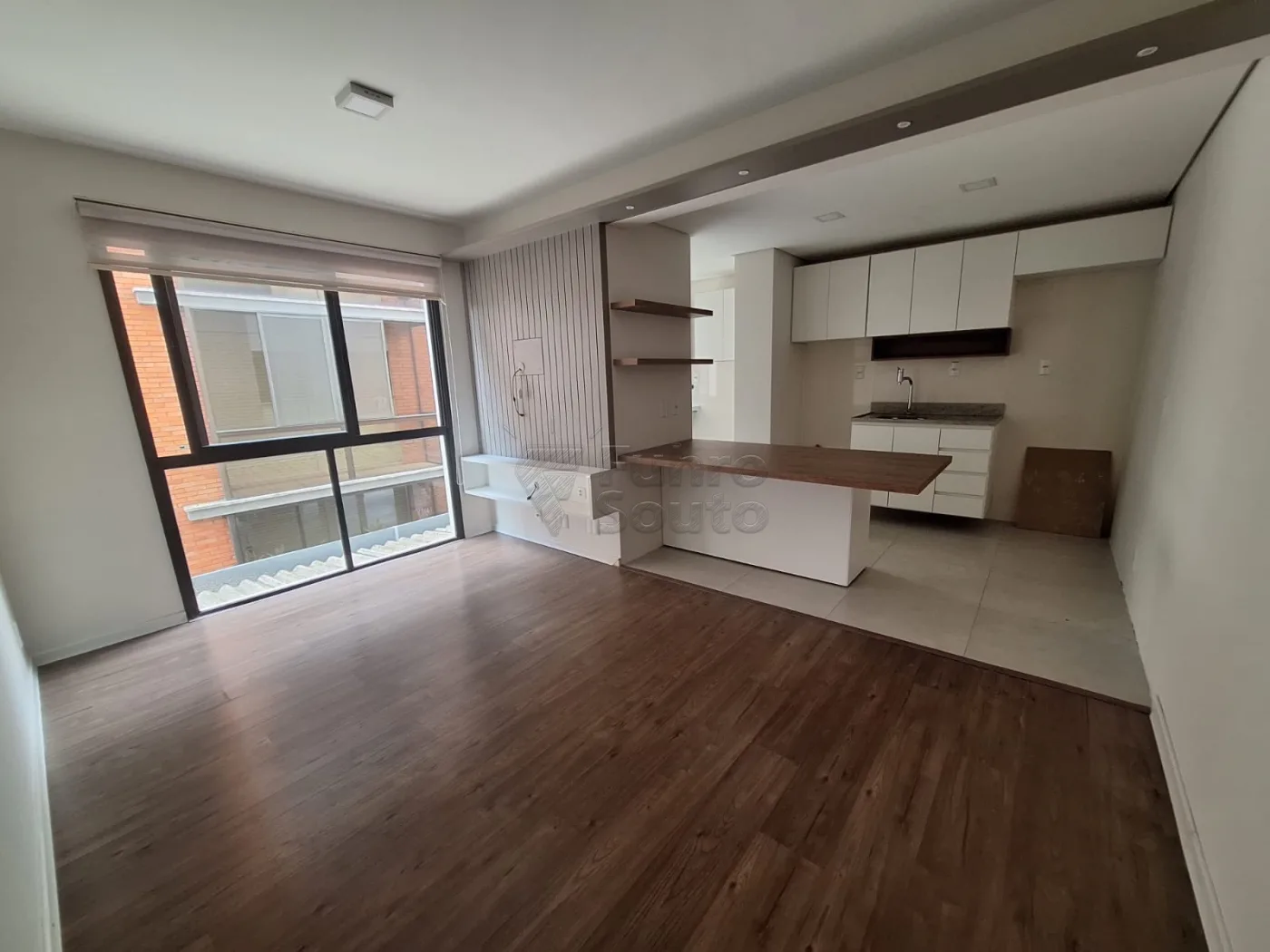 Comprar Apartamento / Padr&atilde;o em Pelotas R$ 560.000,00 - Foto 1