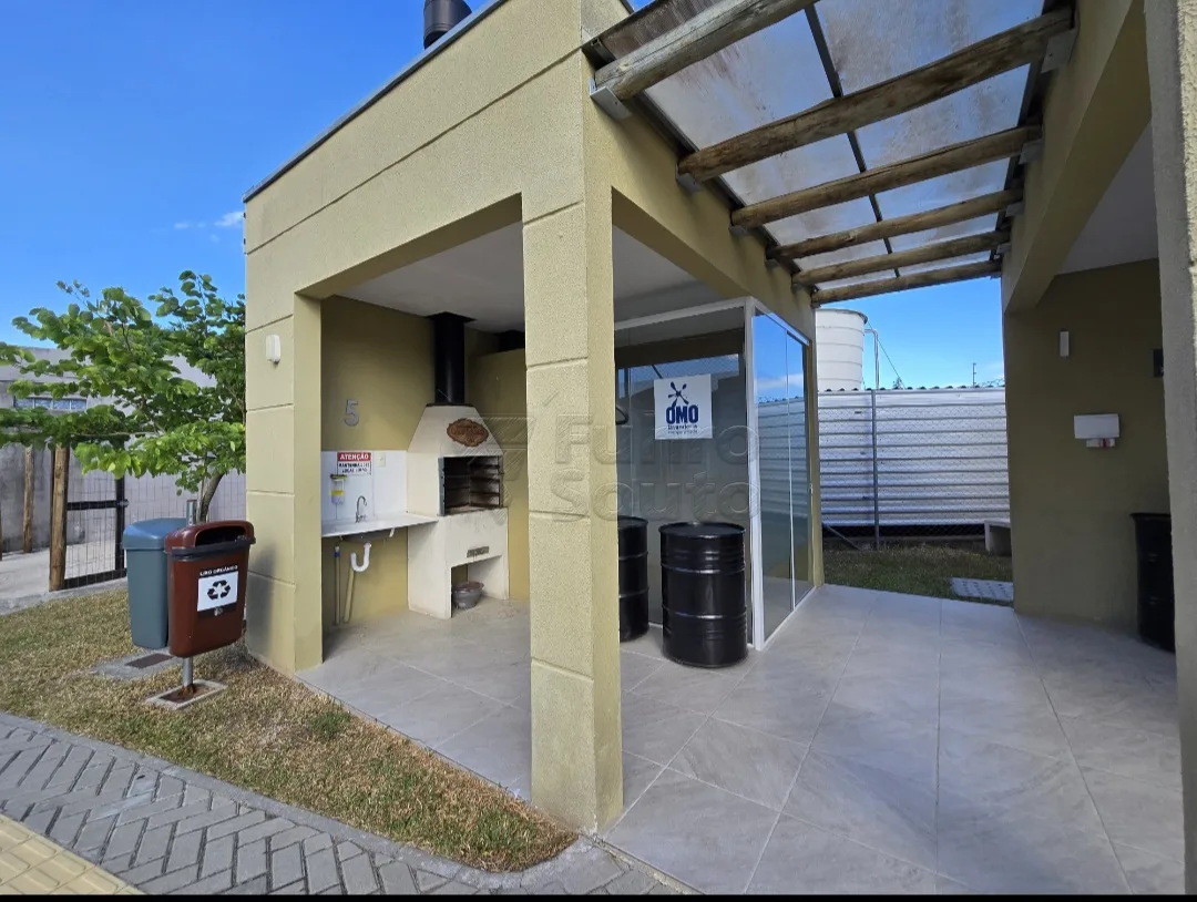 Comprar Apartamento / Padr&atilde;o em Pelotas R$ 152.000,00 - Foto 11