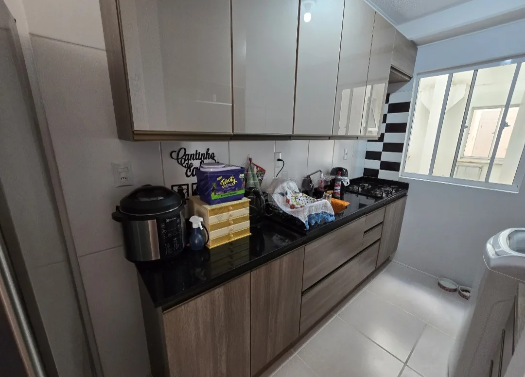 Comprar Apartamento / Padr&atilde;o em Pelotas R$ 152.000,00 - Foto 4