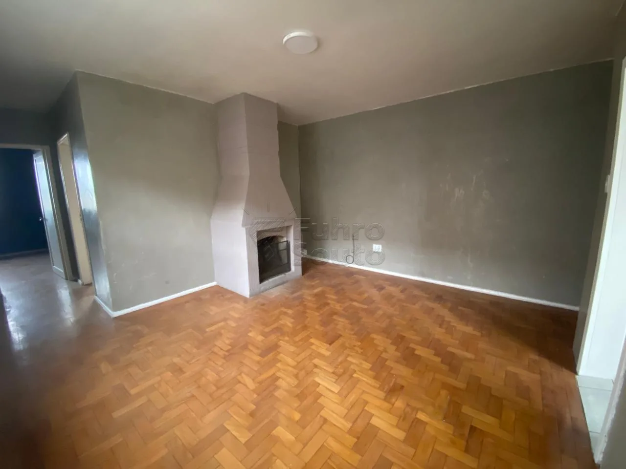 Comprar Apartamento / Padr&atilde;o em Pelotas R$ 250.000,00 - Foto 1