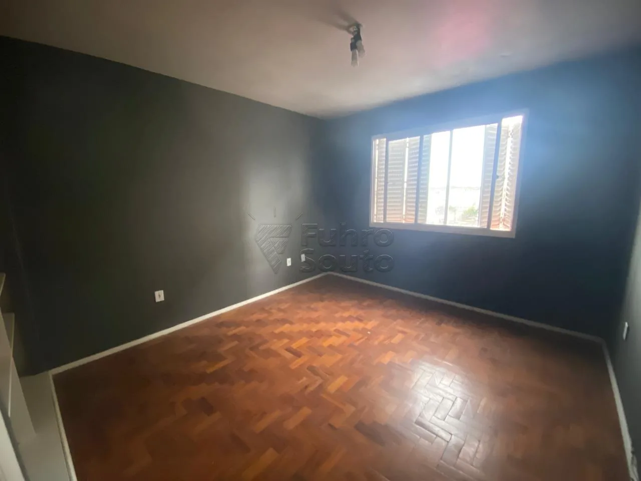 Comprar Apartamento / Padr&atilde;o em Pelotas R$ 250.000,00 - Foto 10