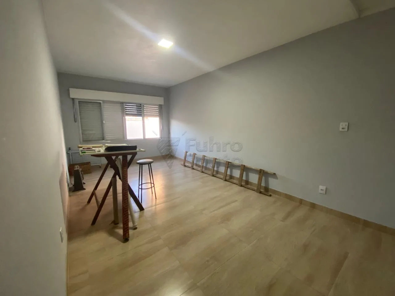 Comprar Casa / Padr&atilde;o em Pelotas R$ 851.200,00 - Foto 8