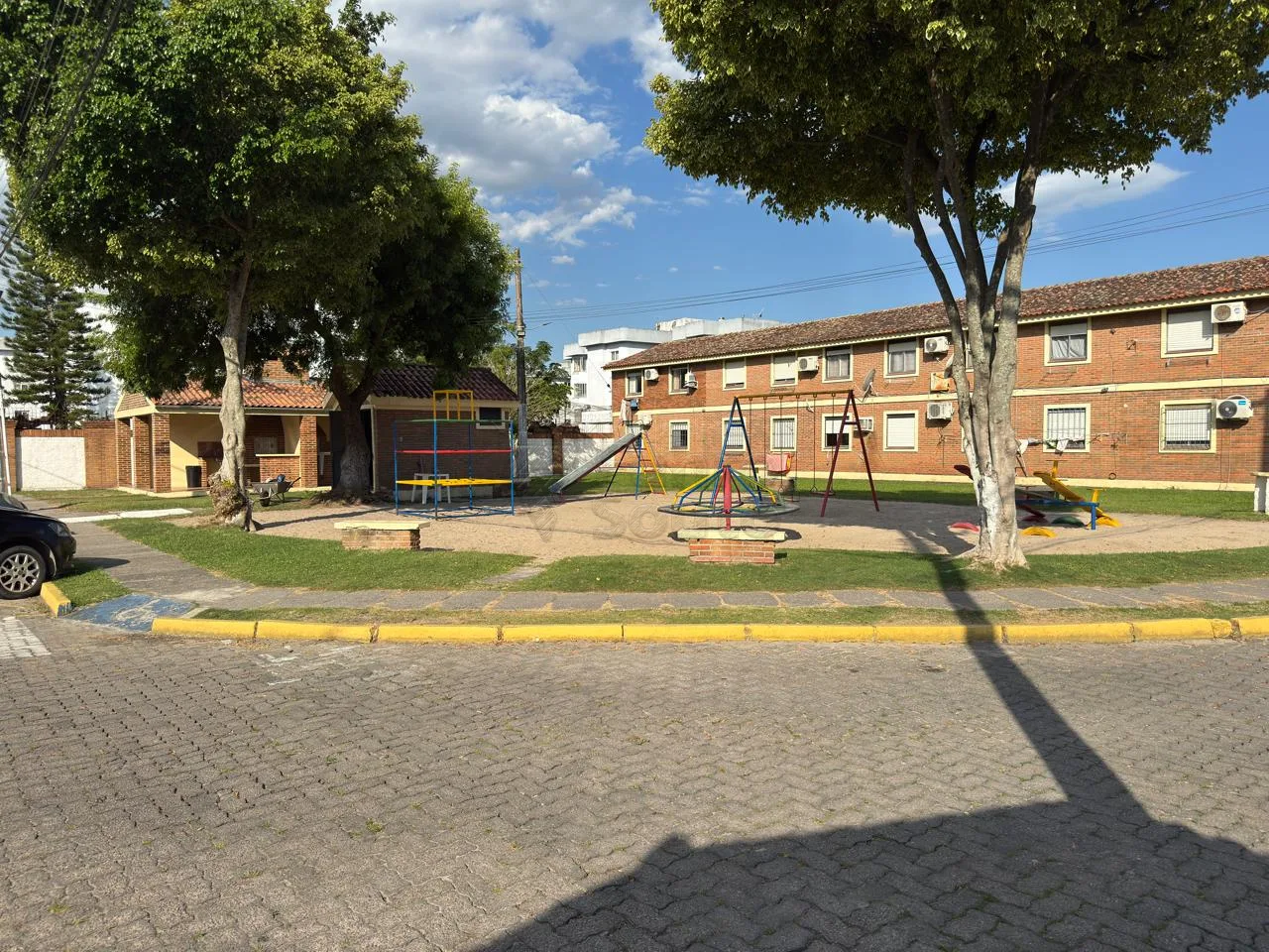 Comprar Apartamento / Padr&atilde;o em Pelotas R$ 170.240,00 - Foto 8