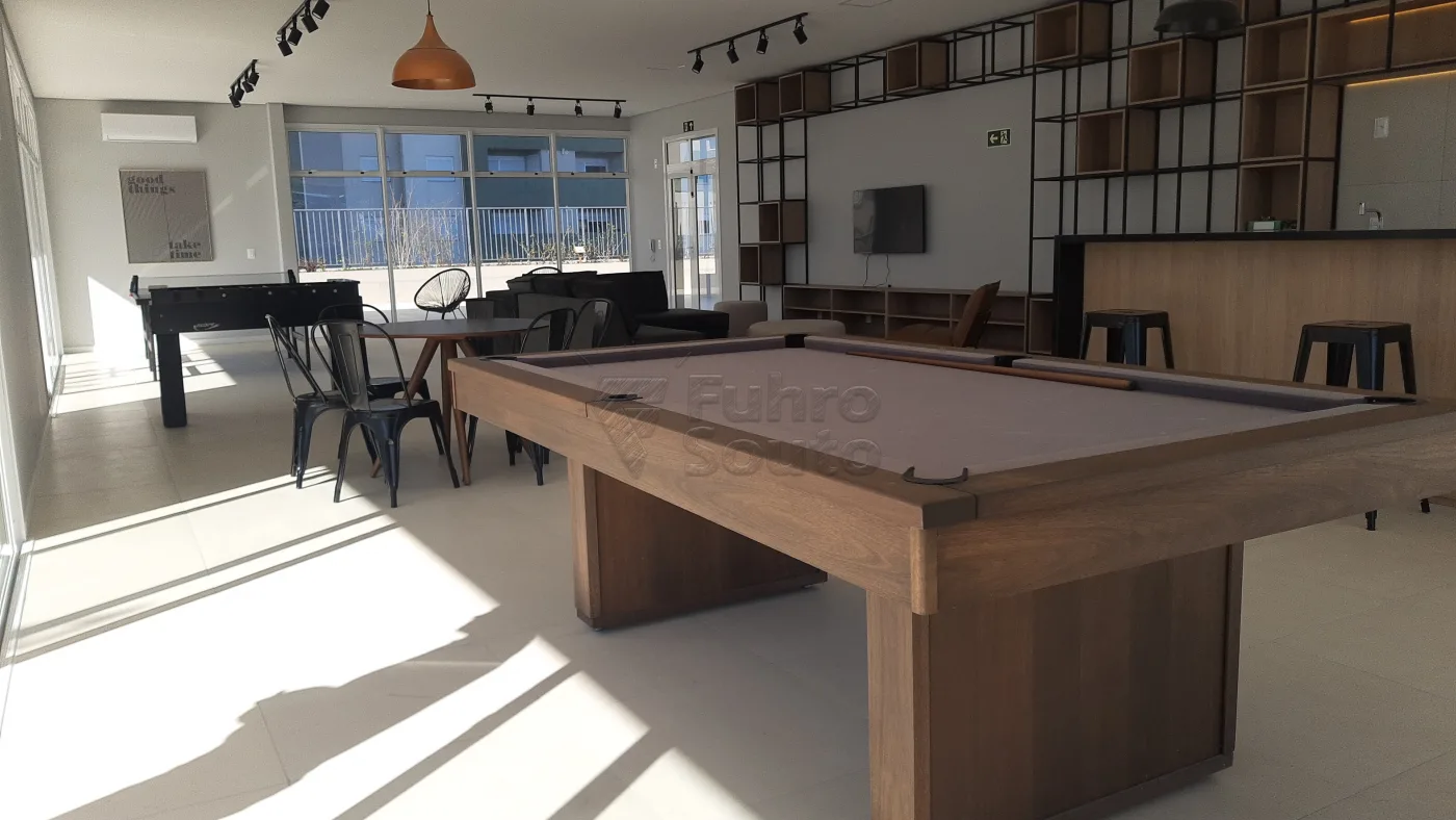 Comprar Apartamento / Padr&atilde;o em Pelotas R$ 480.000,00 - Foto 18