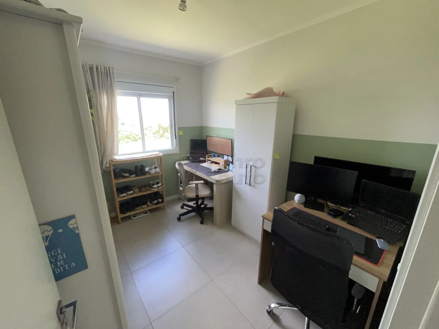 Comprar Apartamento / Padr&atilde;o em Pelotas R$ 249.900,00 - Foto 5
