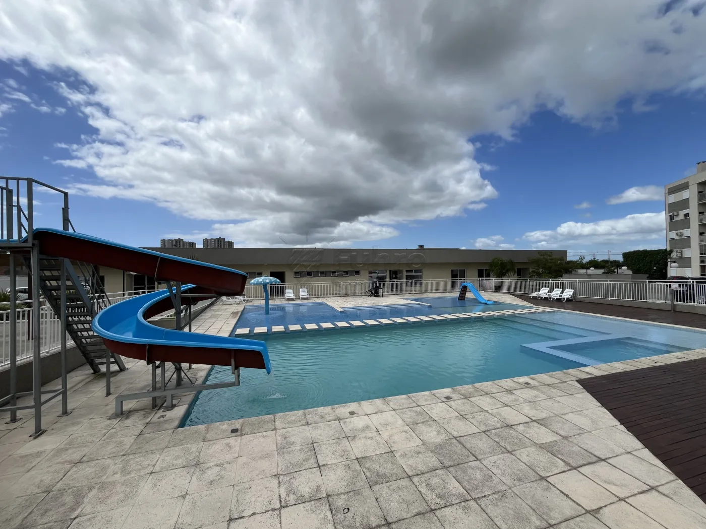 Comprar Apartamento / Padr&atilde;o em Pelotas R$ 249.900,00 - Foto 9