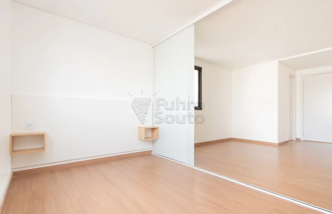 Comprar Apartamento / Loft  Studio em Pelotas R$ 280.000,00 - Foto 2