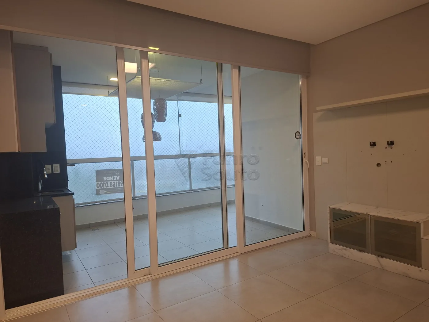 Comprar Apartamento / Padr&atilde;o em Pelotas R$ 958.000,00 - Foto 3
