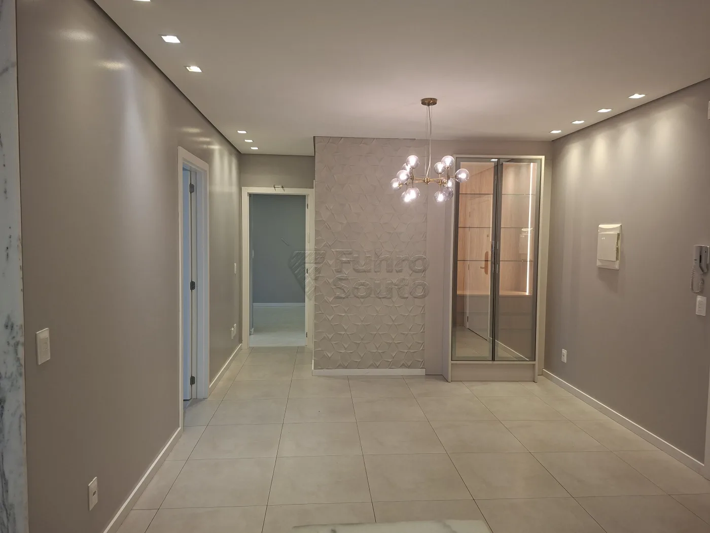 Comprar Apartamento / Padr&atilde;o em Pelotas R$ 958.000,00 - Foto 7