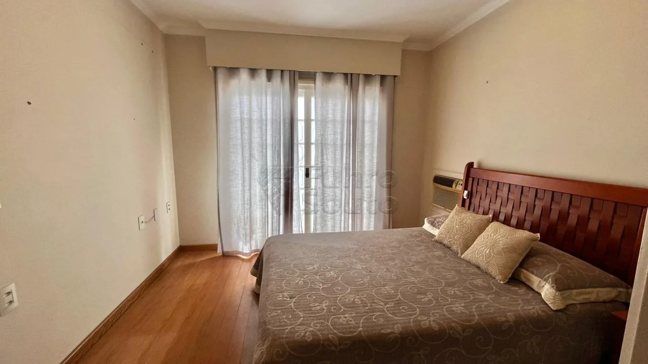 Comprar Casa / Padr&atilde;o em Pelotas R$ 1.000.000,00 - Foto 9