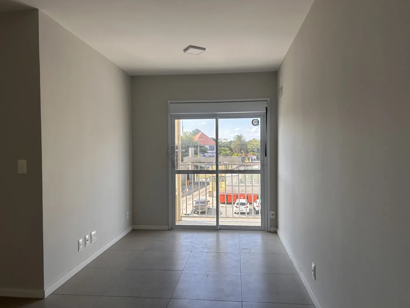 Comprar Apartamento / Padr&atilde;o em Pelotas R$ 240.000,00 - Foto 5