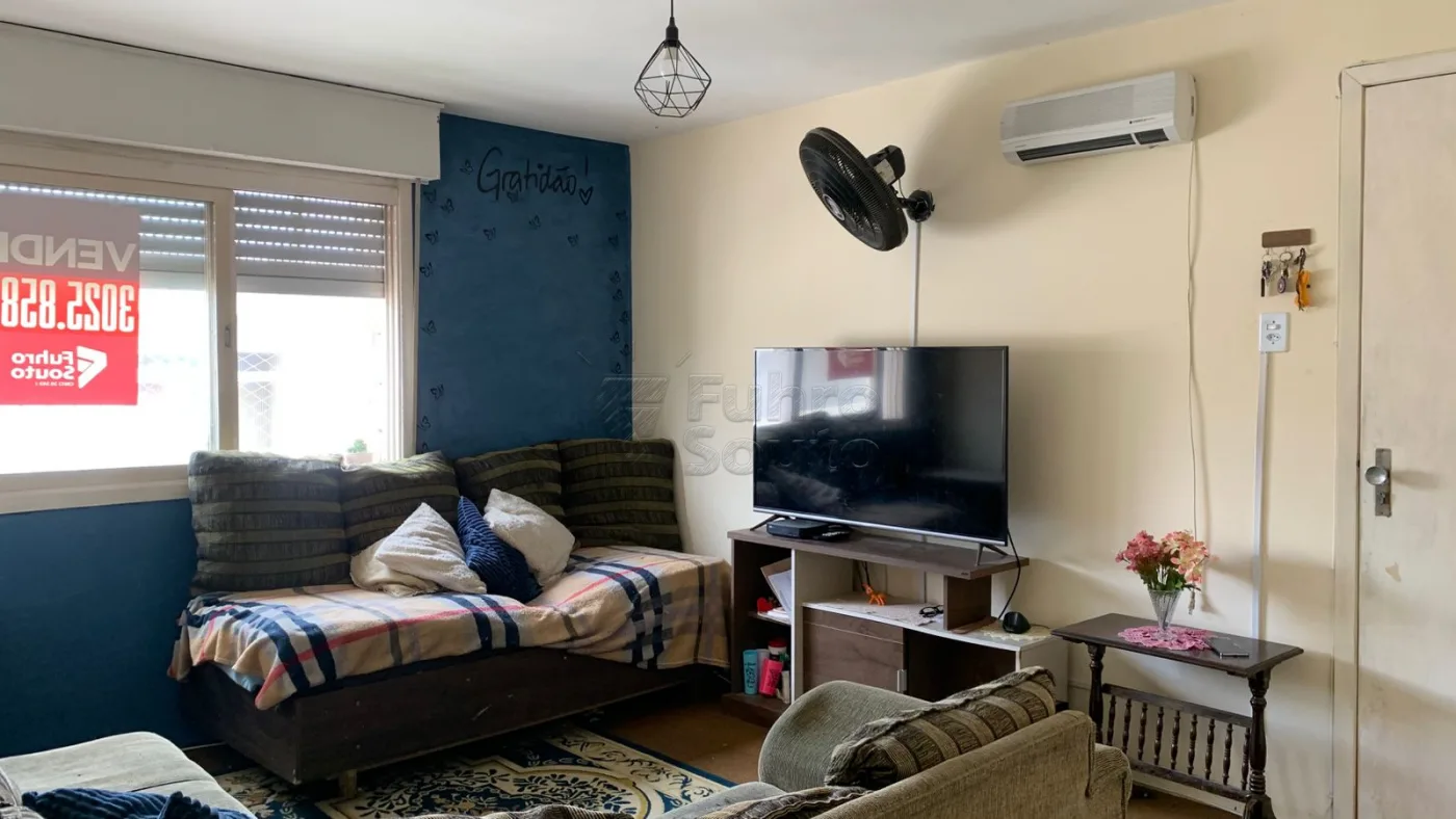 Comprar Apartamento / Padr&atilde;o em Pelotas R$ 190.000,00 - Foto 3