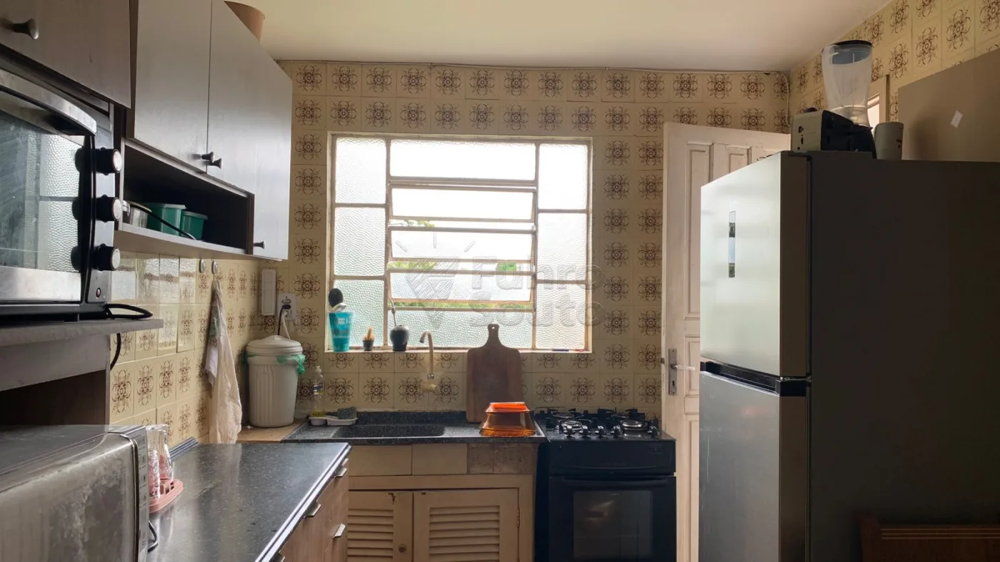 Comprar Apartamento / Padr&atilde;o em Pelotas R$ 190.000,00 - Foto 9