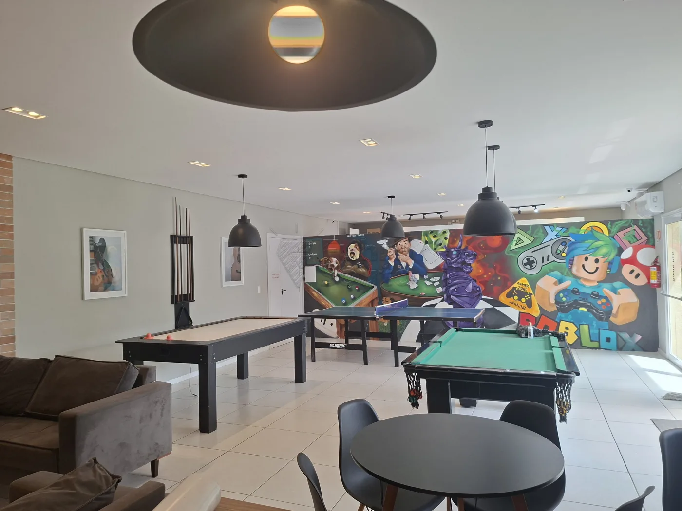 Comprar Apartamento / Padr&atilde;o em Pelotas R$ 340.500,00 - Foto 18