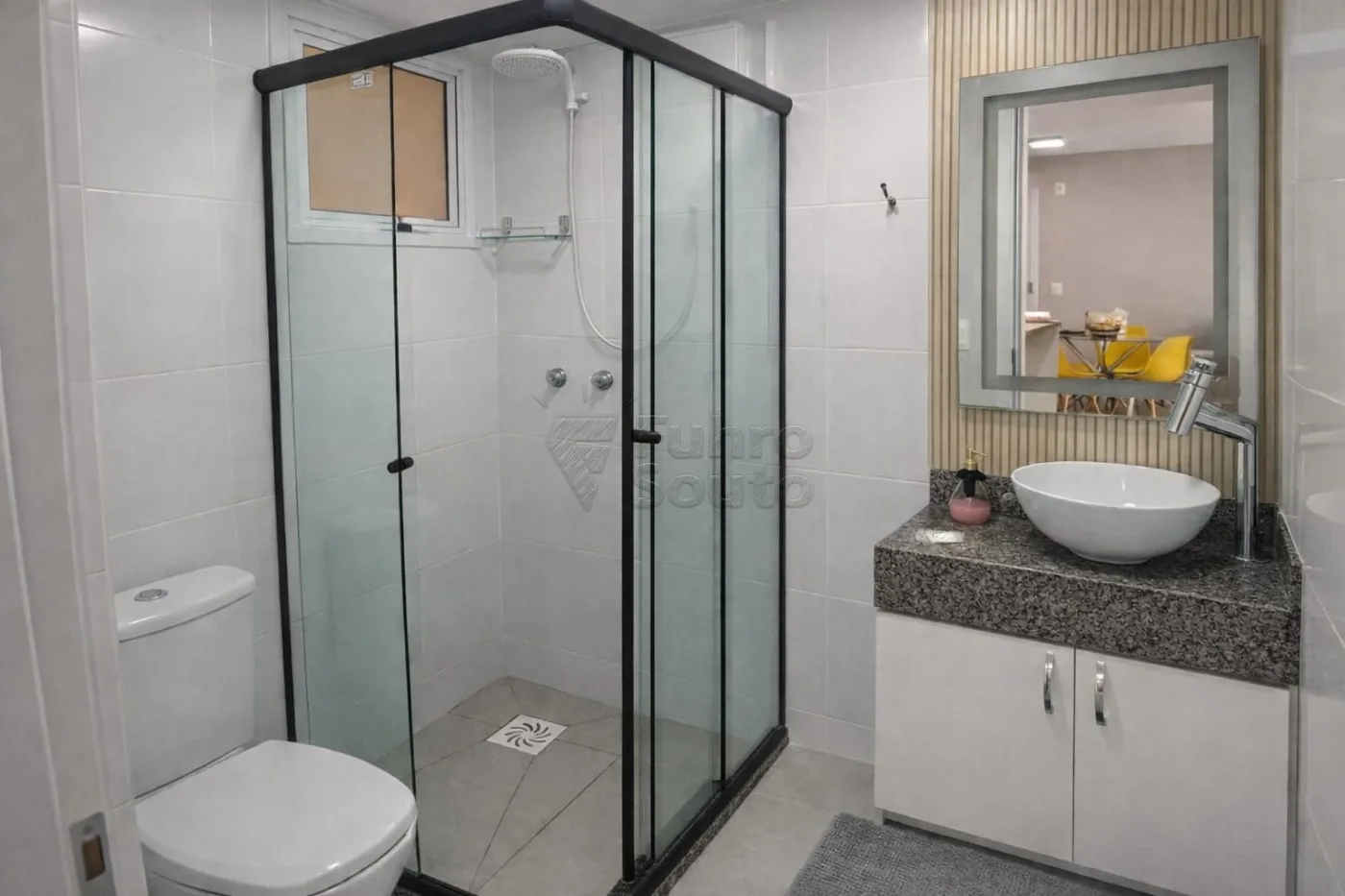 Comprar Apartamento / Padr&atilde;o em Pelotas R$ 340.500,00 - Foto 6