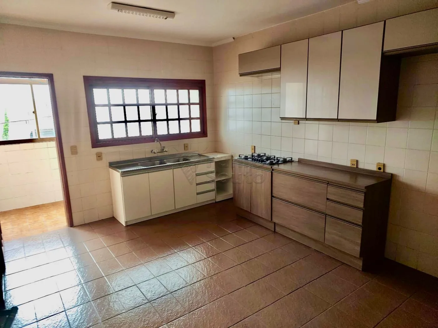 Comprar Apartamento / Padr&atilde;o em Pelotas R$ 670.000,00 - Foto 2