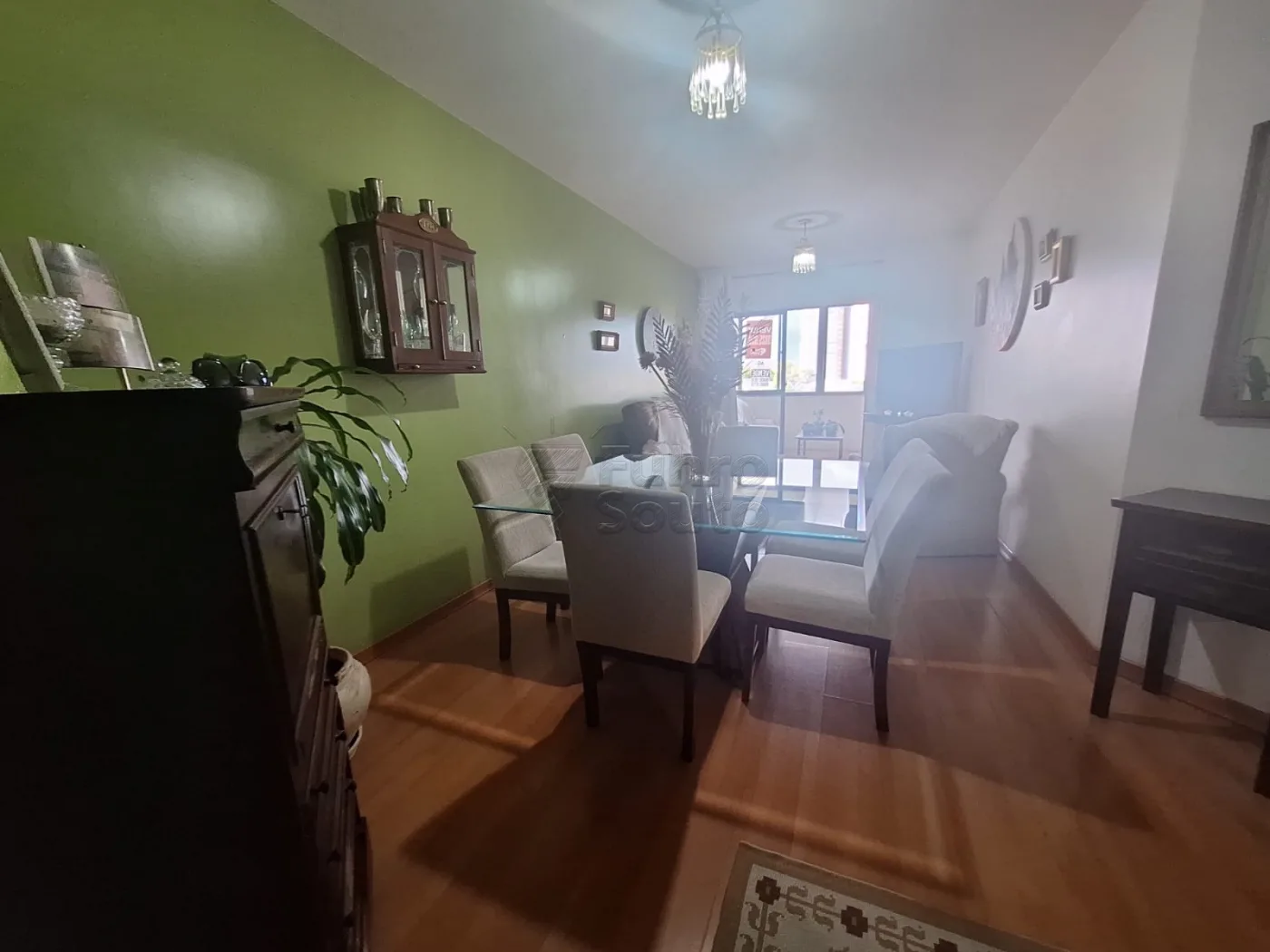 Comprar Apartamento / Padr&atilde;o em Pelotas R$ 490.000,00 - Foto 3