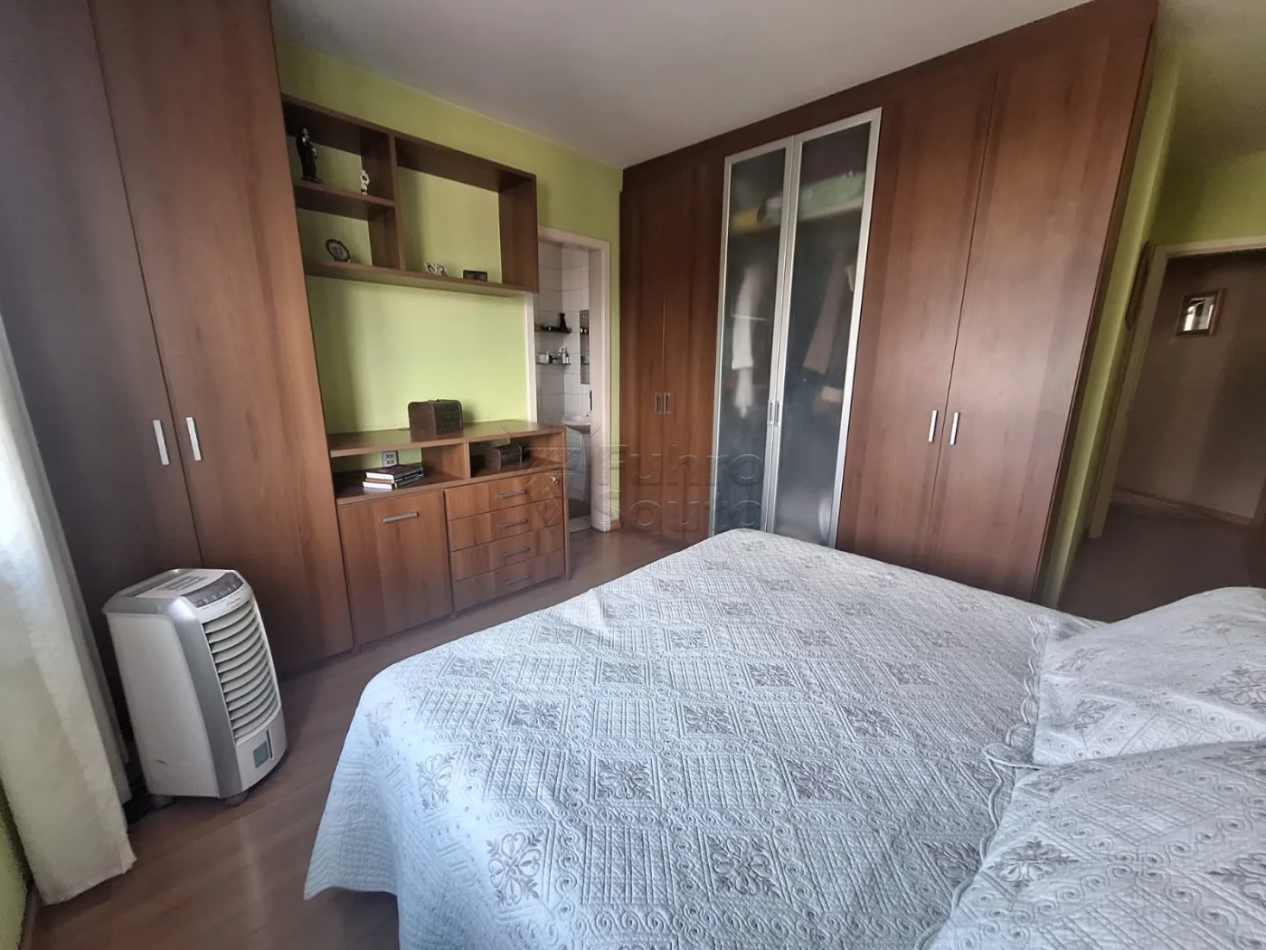Comprar Apartamento / Padr&atilde;o em Pelotas R$ 490.000,00 - Foto 8