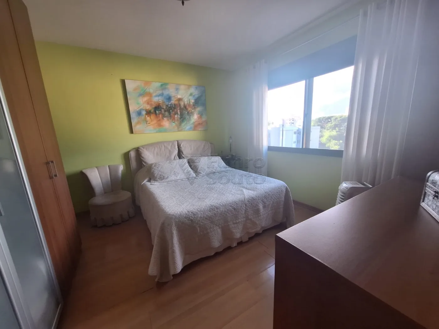 Comprar Apartamento / Padr&atilde;o em Pelotas R$ 490.000,00 - Foto 7