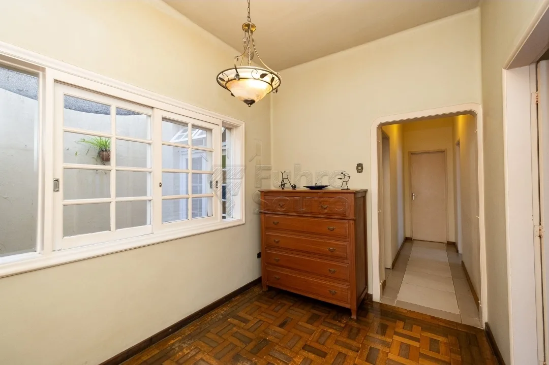 Comprar Casa / Padr&atilde;o em Pelotas R$ 750.000,00 - Foto 15