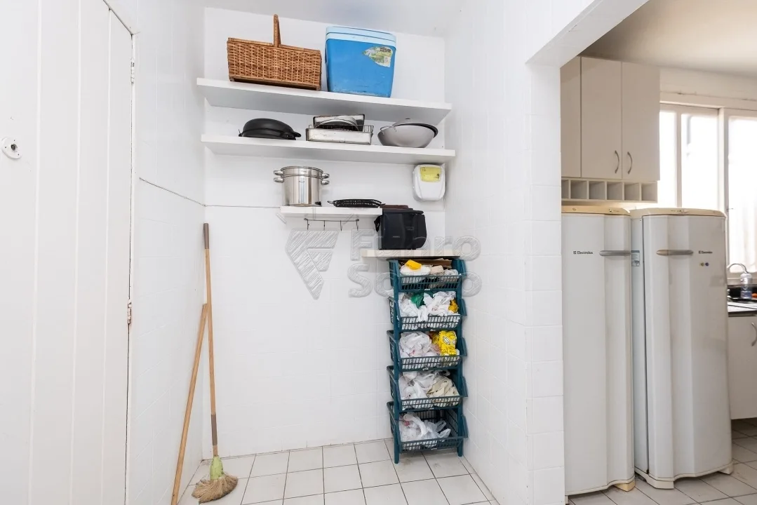 Comprar Casa / Padr&atilde;o em Pelotas R$ 749.000,00 - Foto 30