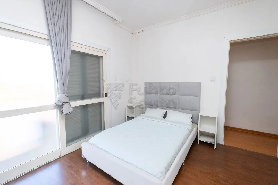 Comprar Casa / Padr&atilde;o em Pelotas R$ 749.000,00 - Foto 12