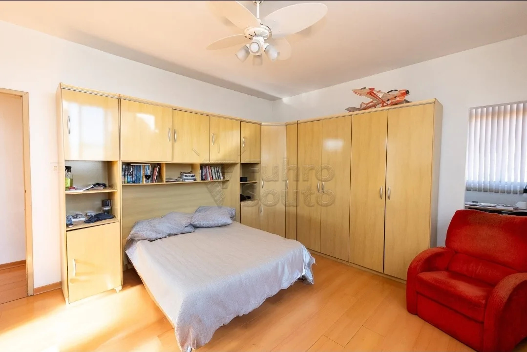 Comprar Casa / Padr&atilde;o em Pelotas R$ 749.000,00 - Foto 18