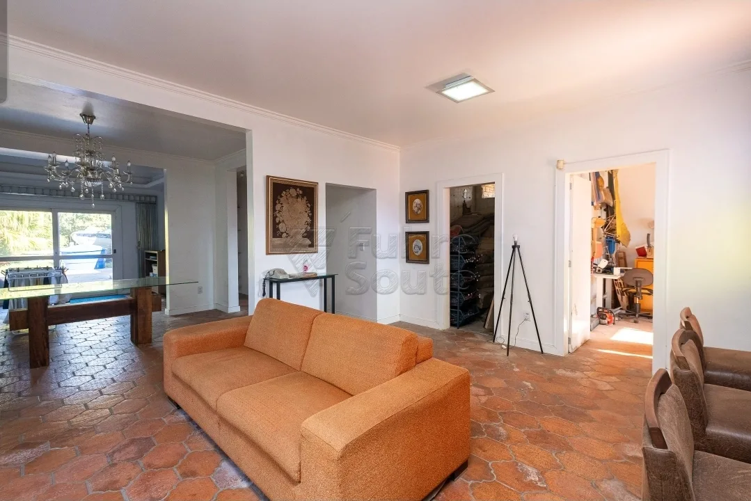 Comprar Casa / Padr&atilde;o em Pelotas R$ 749.000,00 - Foto 24