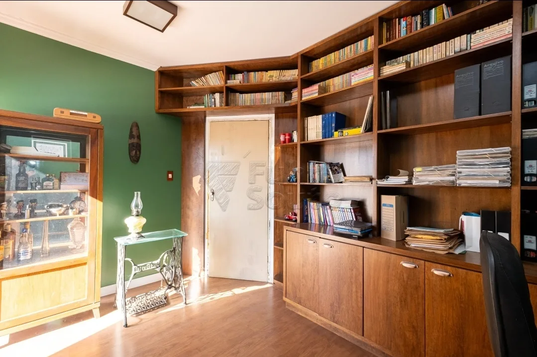 Comprar Casa / Padr&atilde;o em Pelotas R$ 749.000,00 - Foto 22