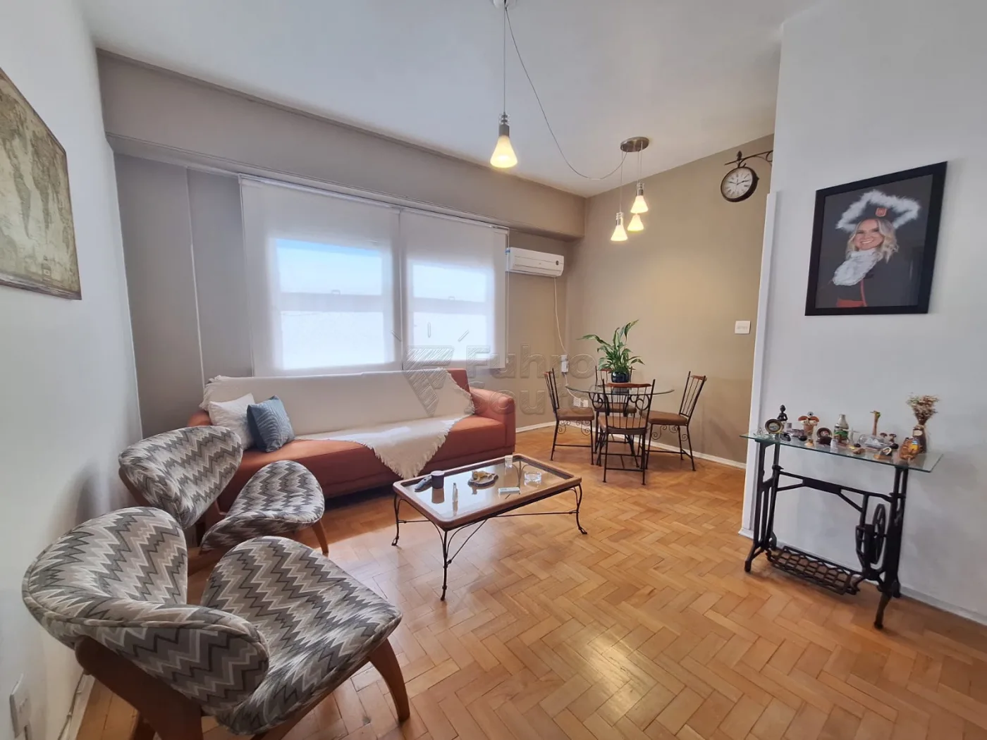 Comprar Apartamento / Padr&atilde;o em Pelotas R$ 435.000,00 - Foto 2