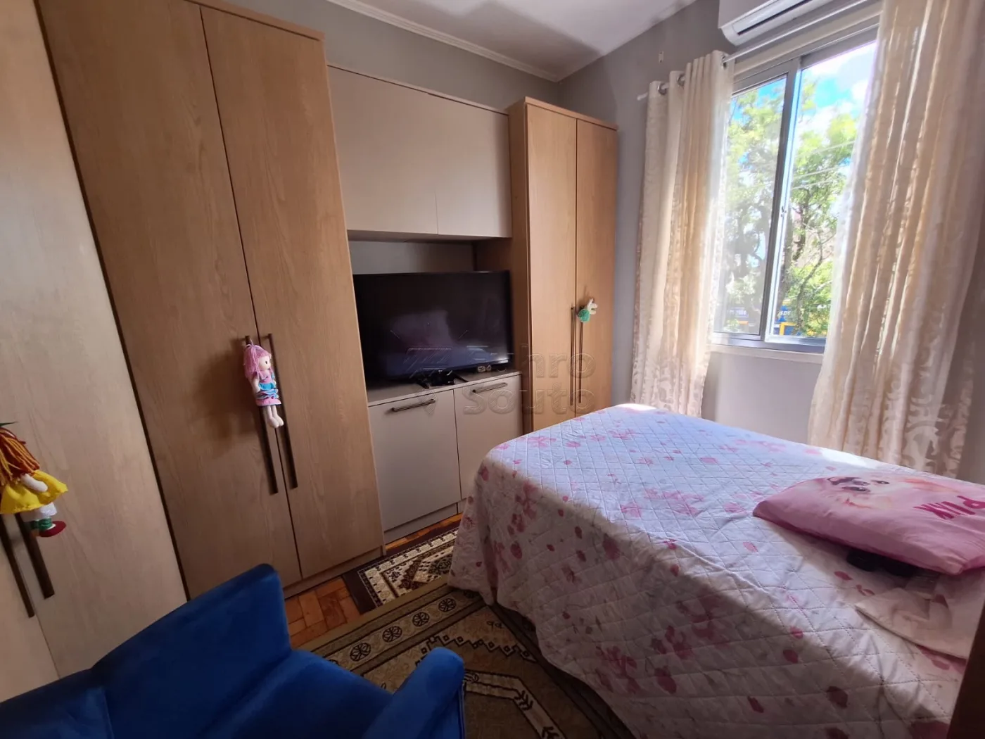 Comprar Apartamento / Padr&atilde;o em Pelotas R$ 220.000,00 - Foto 6