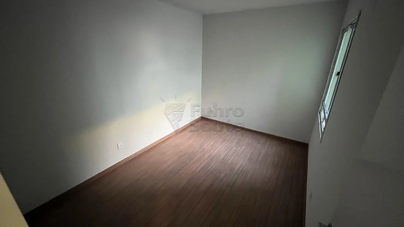Comprar Apartamento / Padr&atilde;o em Pelotas R$ 154.900,00 - Foto 3