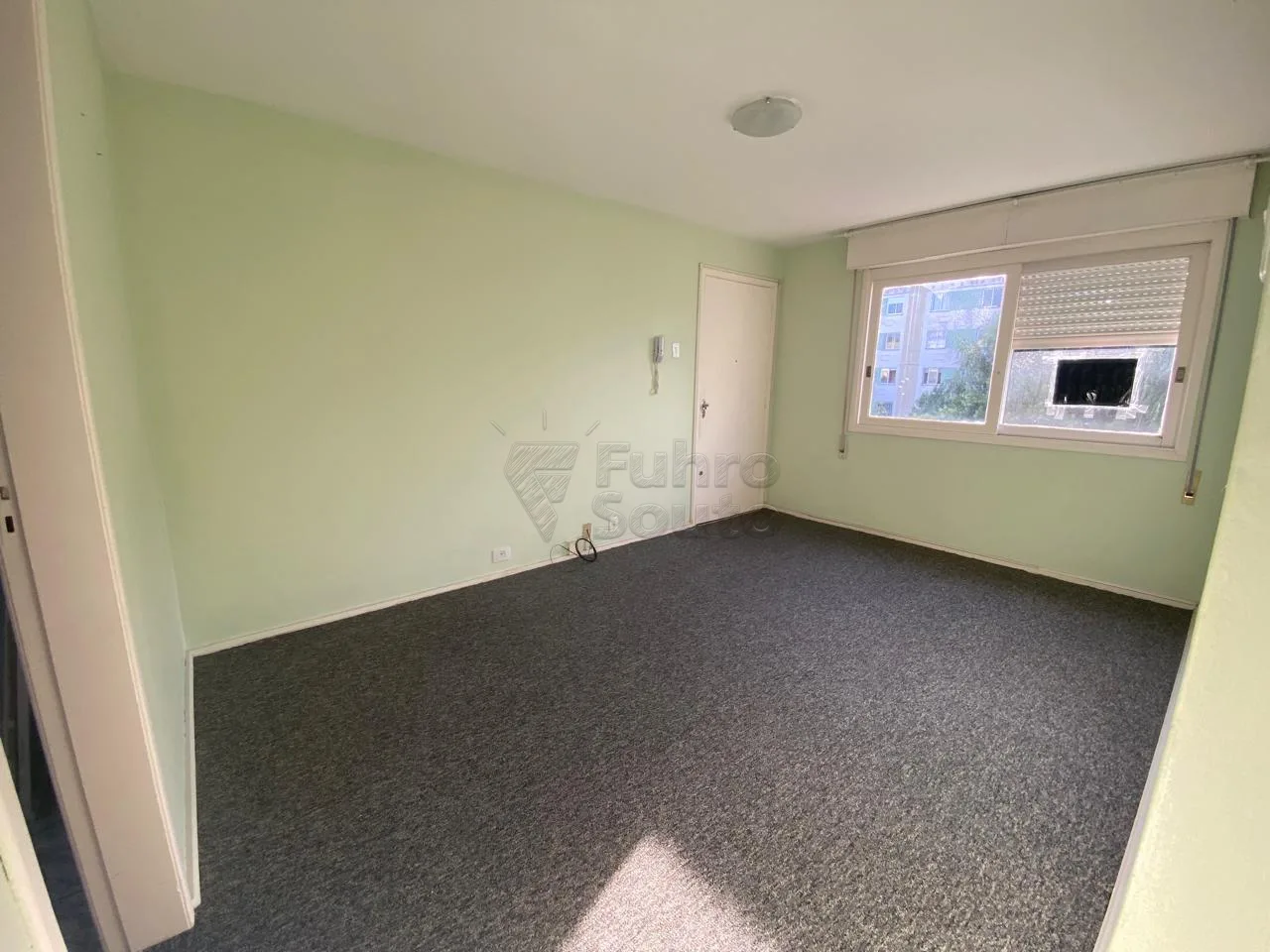 Comprar Apartamento / Padr&atilde;o em Pelotas R$ 230.000,00 - Foto 1