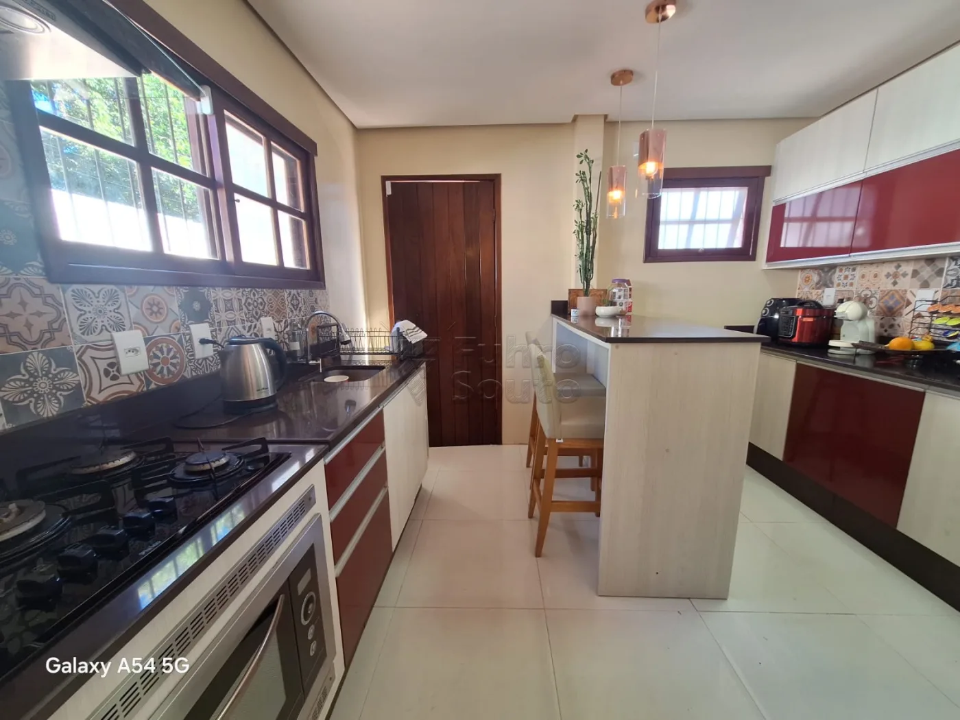 Comprar Casa / Padr&atilde;o em Pelotas R$ 1.100.000,00 - Foto 4